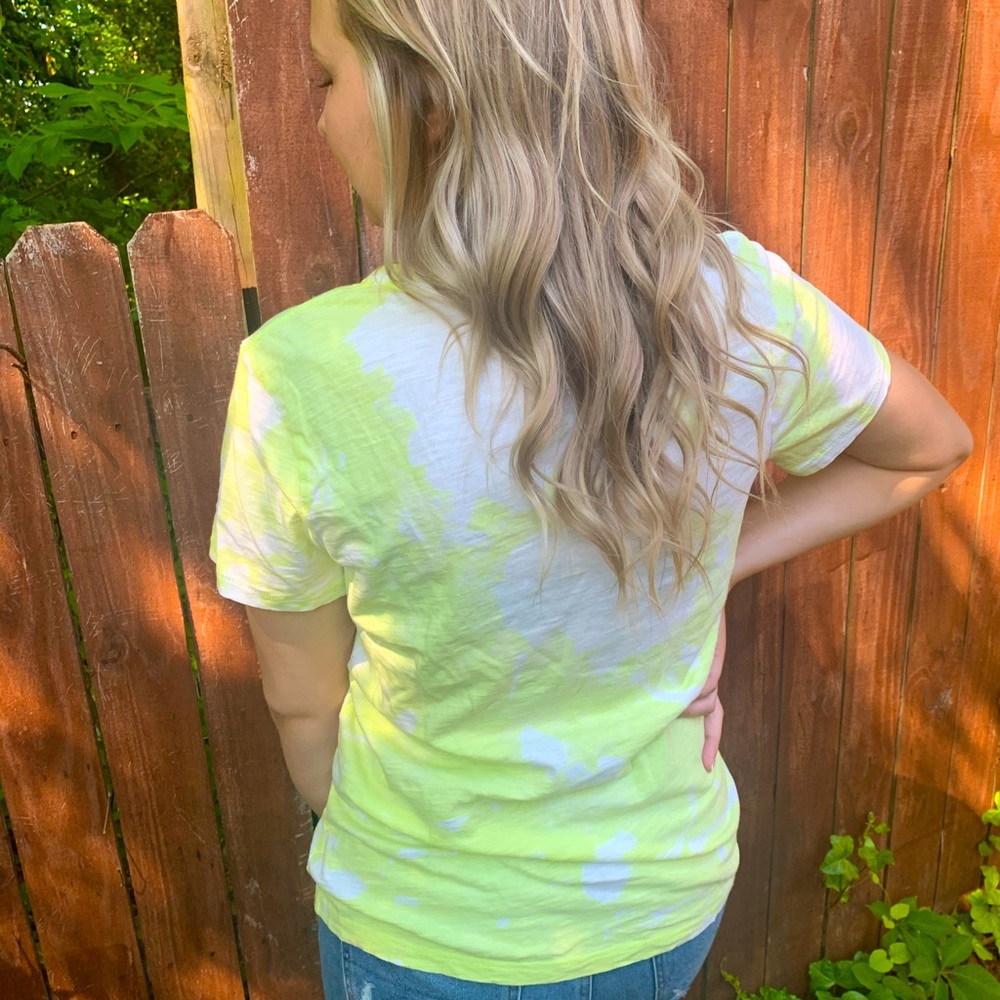 Bleached Tshirt - Picture 3 of 4